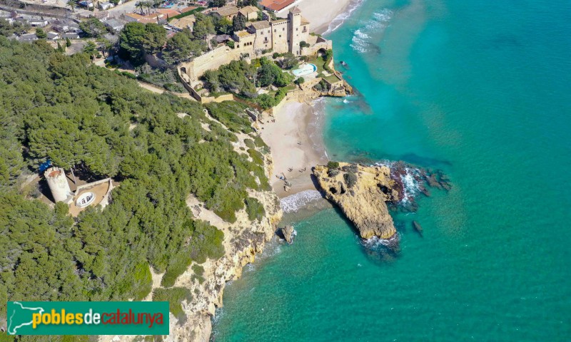 Tarragona - Torre d'en Segur i Tamarit (Foto: Francesc Vidal-Barraquer, 2021) Tarragona - Torre d'en Segur i Tamarit