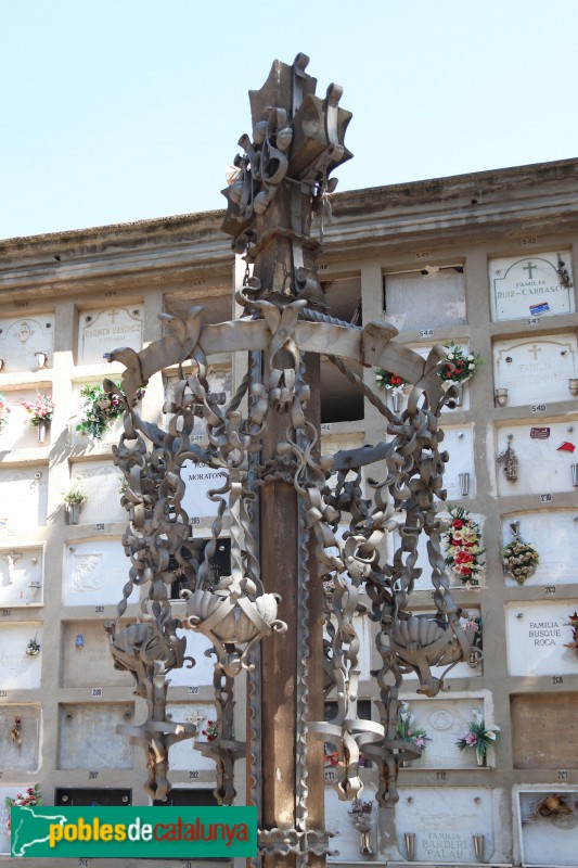 Sabadell - Cementiri. Sepulcre Joaquim Carol