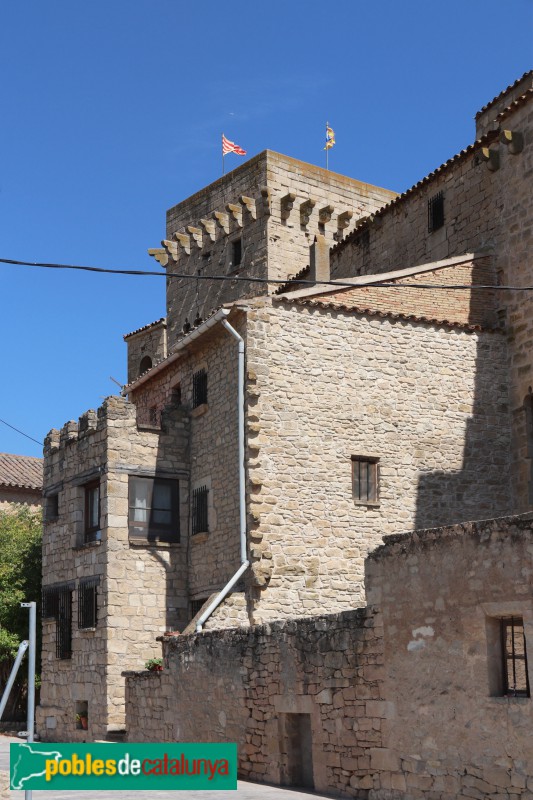 La Floresta - Torre del castell (Foto: Albert Esteves, 2021) La Floresta - Torre del castell