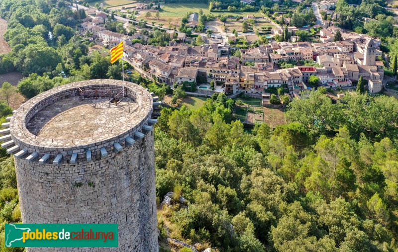 Sant Llorenç de la Muga - Torre de guaita o Torre dels Moros (Foto: Francesc Vidal-Barraquer, 2021) Sant Llorenç de la Muga - Torre de guaita o Torre dels Moros