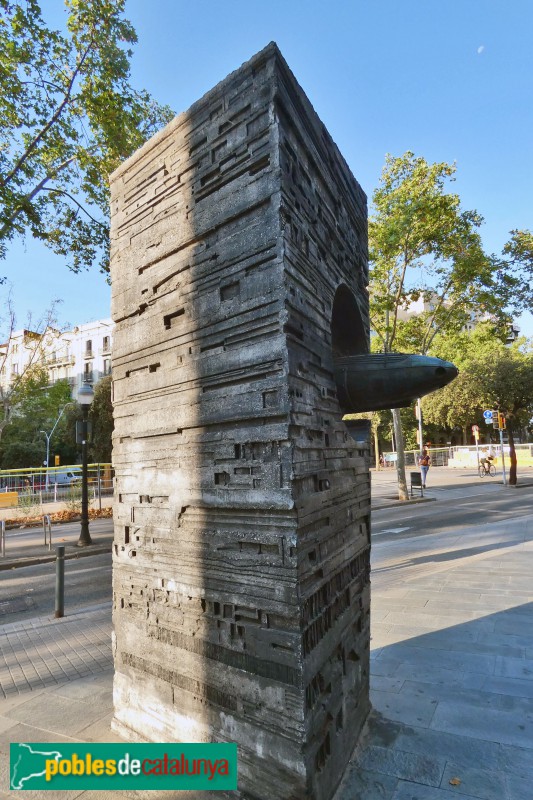 Barcelona - Monument a Monturiol