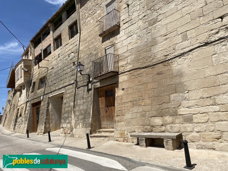 Arbeca - Muralla del castell (Foto: Albert Esteves, 2021) Arbeca - Muralla del castell