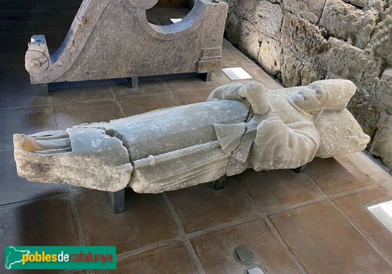 Tortosa - Museu de la Catedral. Tapa sepulcral del bisbe Auter