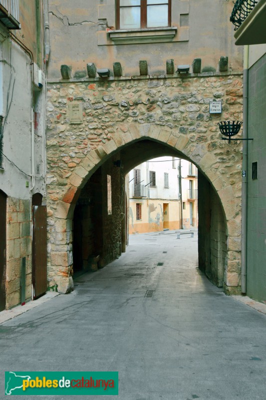 Tortosa - Portal dels Romeus (Foto: Albert Esteves, 2021) Tortosa - Portal dels Romeus
