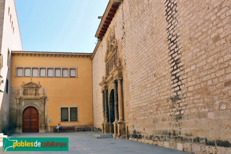 Tortosa - Col·legi de Sant Jordi i Sant Domènec