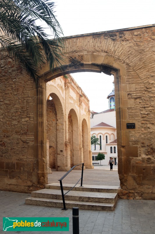 Tortosa - Restes de l'església dels Dolors