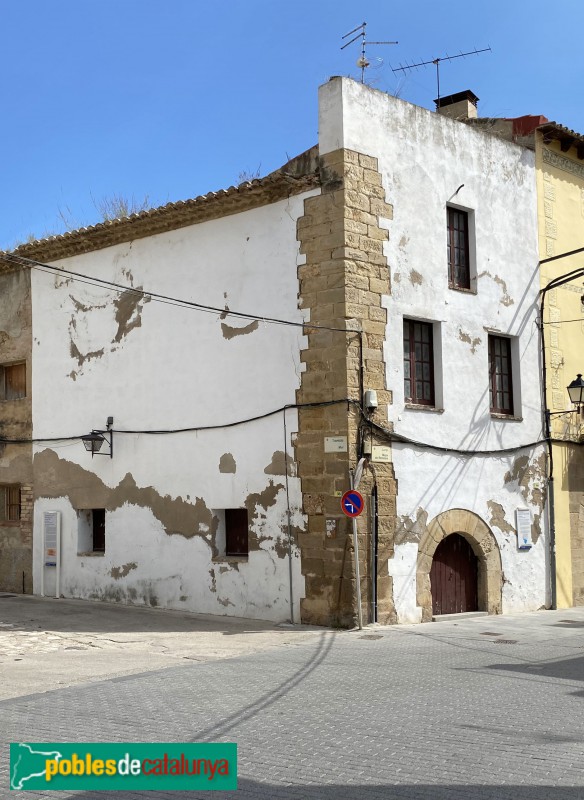 Tortosa - Casa de Sant Jordi