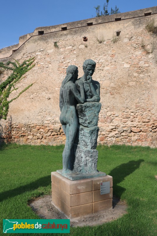 Tortosa - Jardins del Príncep. Escultura <i>Pensant</i> (Foto: Albert Esteves, 2021) Tortosa - Jardins del Príncep. Escultura <i>Pensant</i>