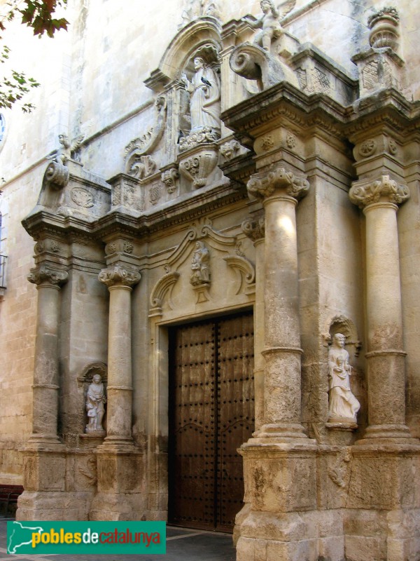 El Vendrell - Església de Sant Salvador. Portada