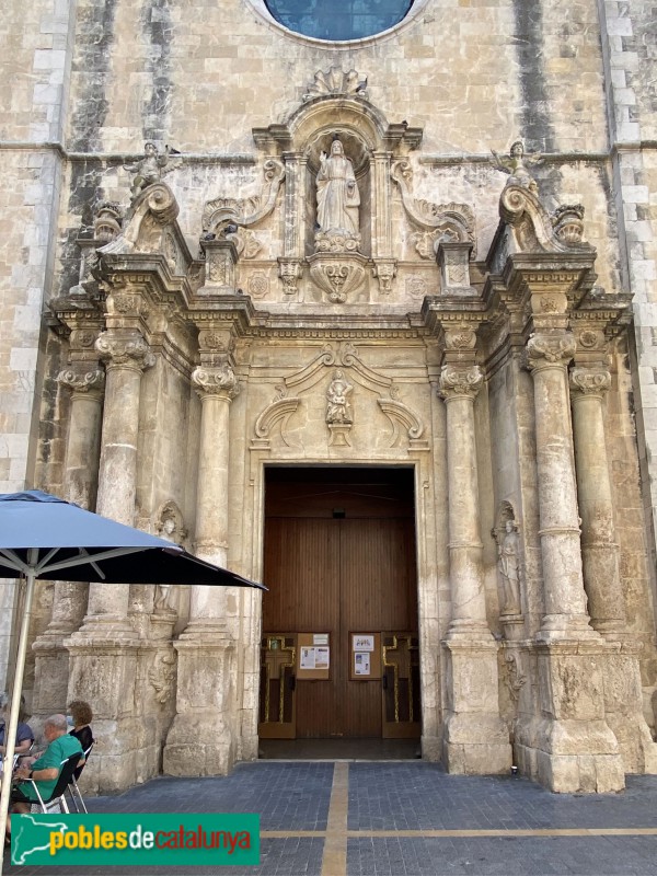 El Vendrell - Església de Sant Salvador. Portada