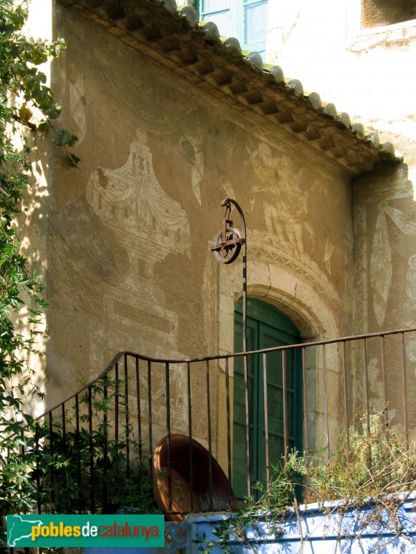 El Vendrell - Esgrafiats de la Casa del Pardo (Foto: Albert Esteves, 2006) El Vendrell - Esgrafiats de la Casa del Pardo