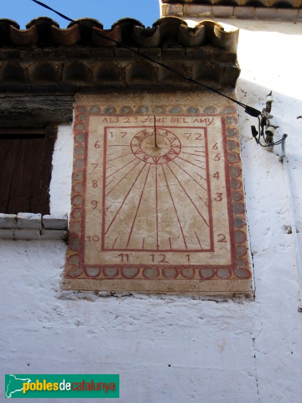 El Vendrell - Sant Vicenç de Calders. Rellotge de sol de cal Borrut