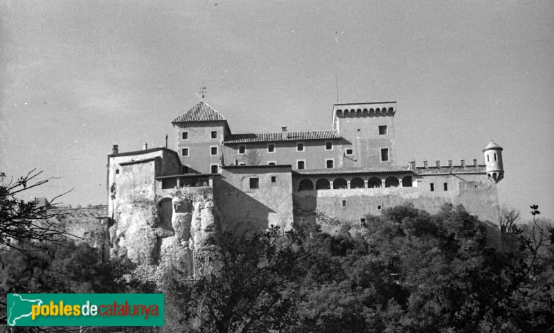 Vimbodí - Granja-castell de Riudabella (Foto: <i>Josep M. Vidal-Barraquer i Marfà</i>, anys cinquanta) Vimbodí - Granja-castell de Riudabella