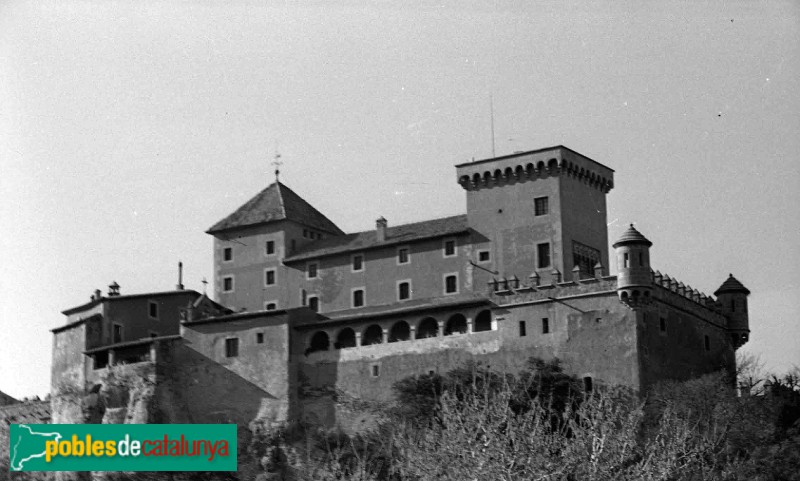 Vimbodí - Granja-castell de Riudabella (Foto: <i>Josep M. Vidal-Barraquer i Marfà</i>, anys cinquanta) Vimbodí - Granja-castell de Riudabella
