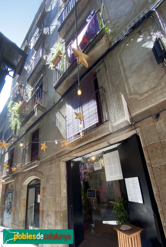 Barcelona - Carrer Esquirol, 4 (Foto: Albert Esteves, 2020) Barcelona - Carrer Esquirol, 4
