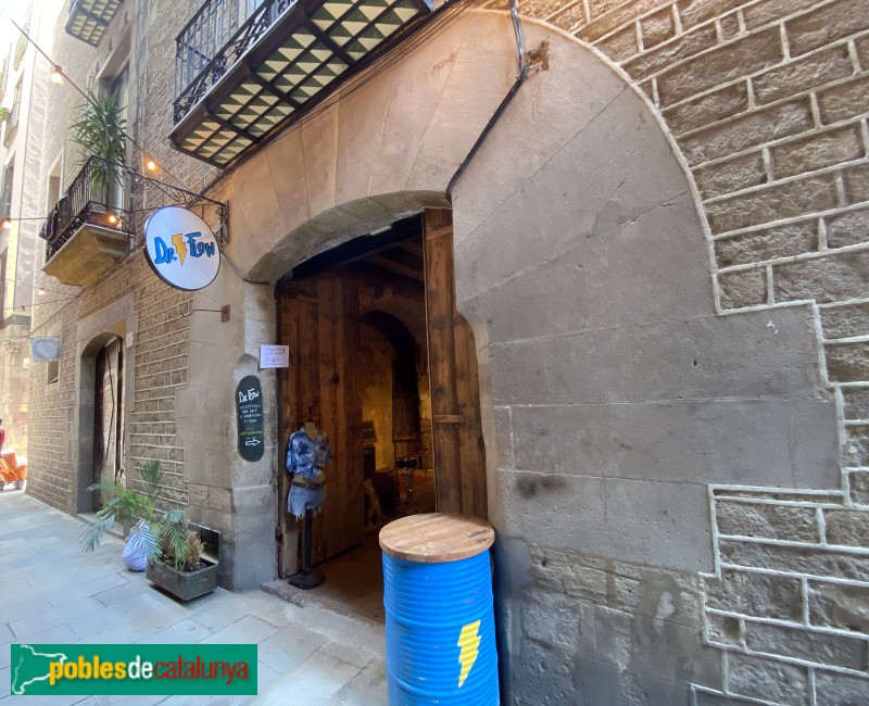 Barcelona - Carrer Vigatans, 8