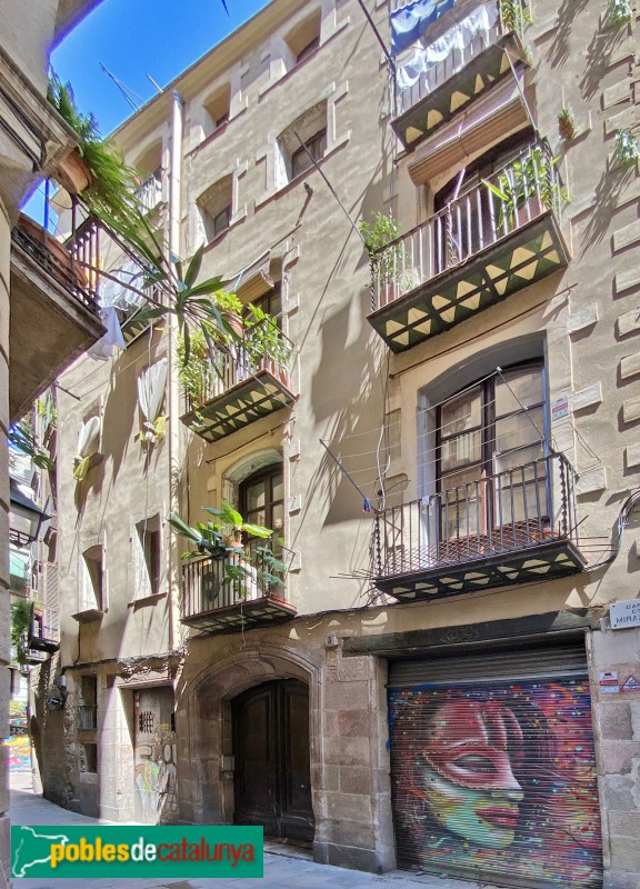 Barcelona - Carrer Mirallers, 3