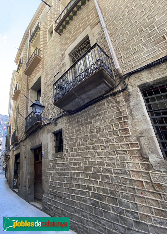 Barcelona - Carrer Mirallers, 10B (Foto: Albert Esteves, 2020) Barcelona - Carrer Mirallers, 10B