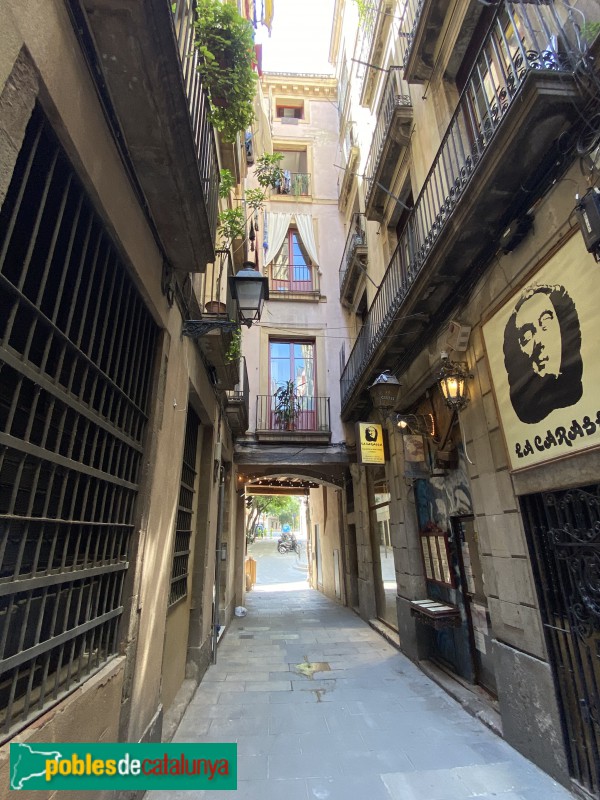 Barcelona - Volta del carrer Brosolí