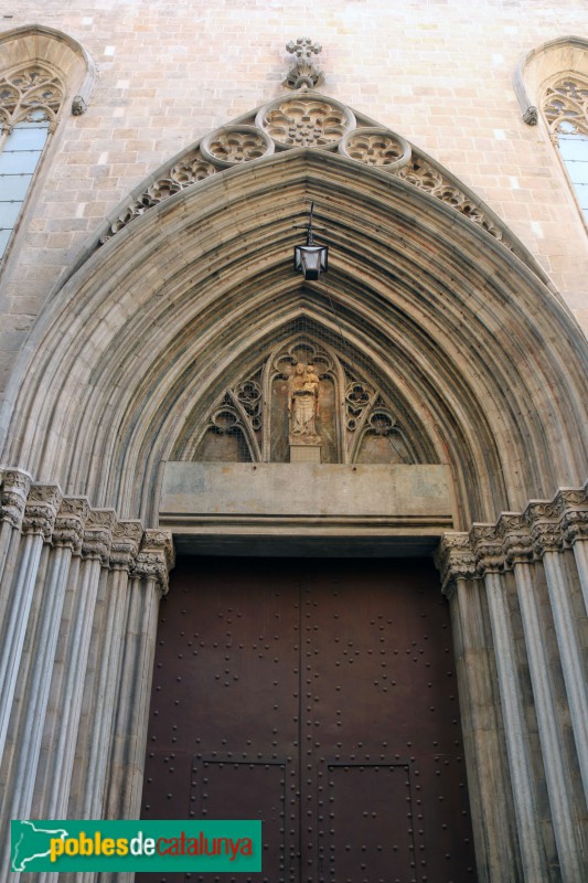 Barcelona - Santa Maria del Mar. Porta de Sombrerers (Foto: Albert Esteves, 2021) Barcelona - Santa Maria del Mar. Porta de Sombrerers