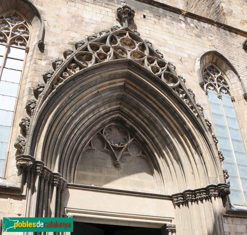 Barcelona - Barcelona - Santa Maria del Mar. Porta de la Passionera