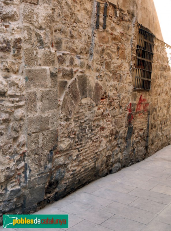 Barcelona - Carrer Pou de l'Estany, 1