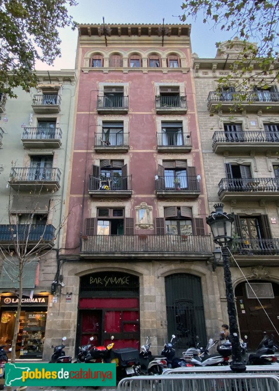 Barcelona - Passeig del Born, 13 (Foto: Albert Esteves, 2021) Barcelona - Passeig del Born, 13