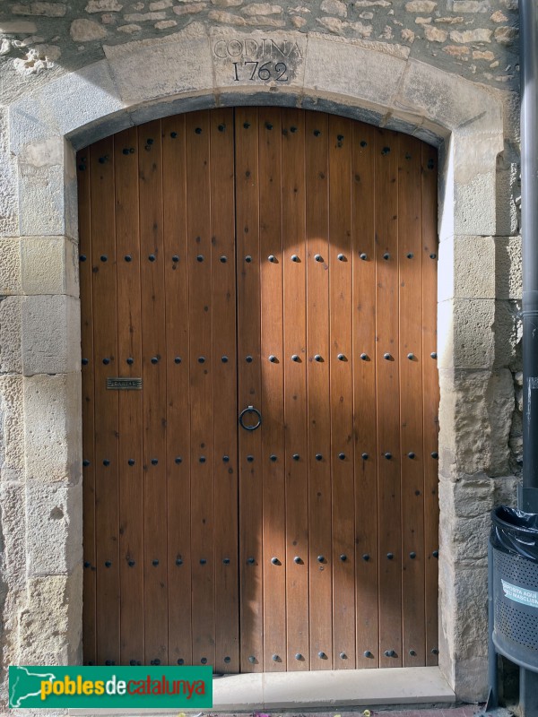 Vimbodí - Portal del carrer Major