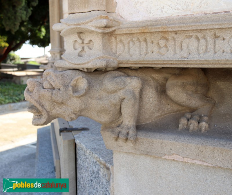 Vilassar de Mar - Cementiri. Sepulcre Guardiola