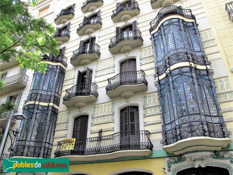 Barcelona - Casa Cama i Escurra (Gran de Gracia, 15)