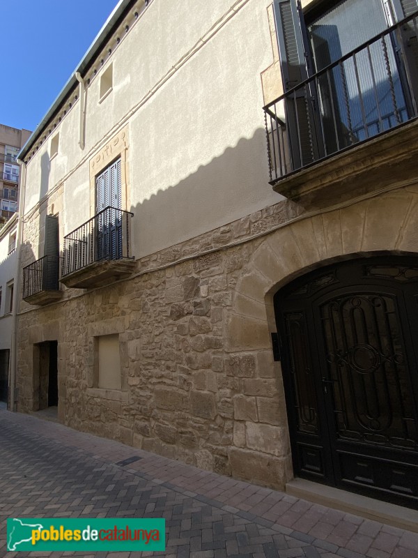 Les Borges Blanques - Carrer Hospital, 15 -17 (Foto: Albert Esteves, 2021) Les Borges Blanques - Carrer Hospital, 15 -17