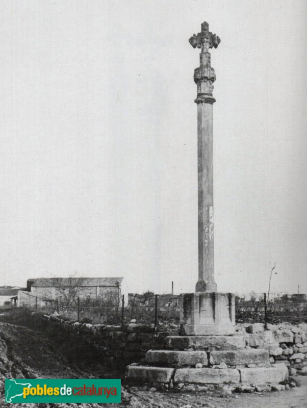 Les Borges Blanques - Creu del camí a Castelldans (Foto: Albert Bastardes, del llibre Les Creus al Vent, 1916) Les Borges Blanques - Creu del camí a Castelldans