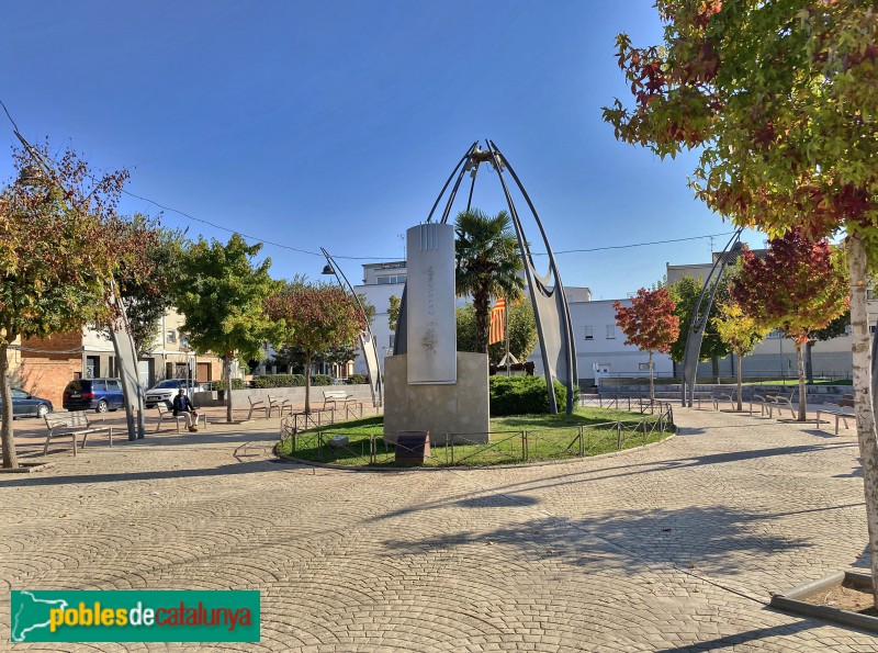 Juneda - Monument a la Sardana