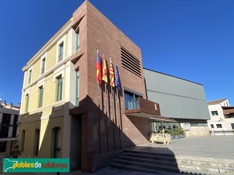 Gelida - Casa de la Vila (edifici nou)