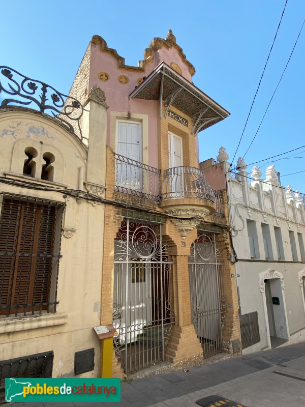 Gelida - Casa Maria Valls (Foto: Albert Esteves, 2021) Gelida - Casa Maria Valls