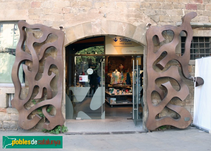 Barcelona - Portes del Museu Diocesà