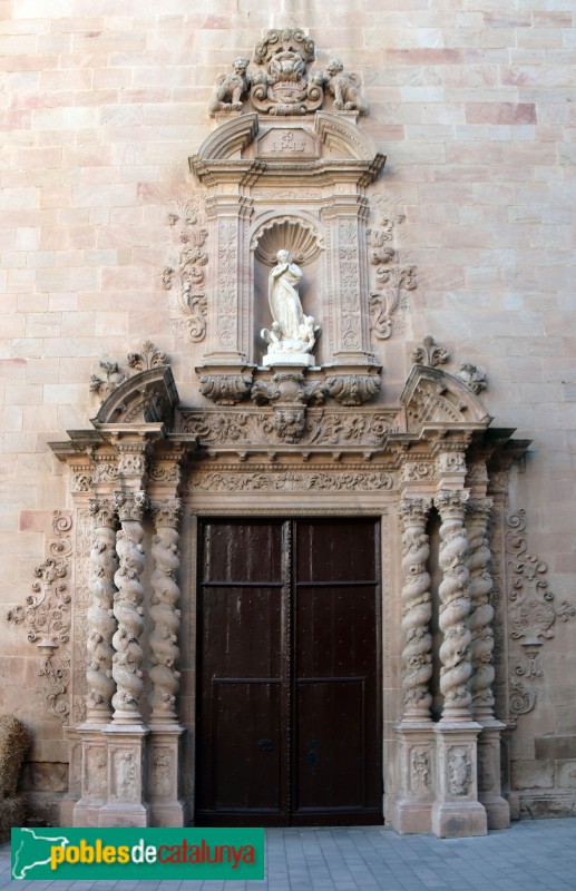 Caldes de Montbui - Església de Santa Maria. Portada barroca