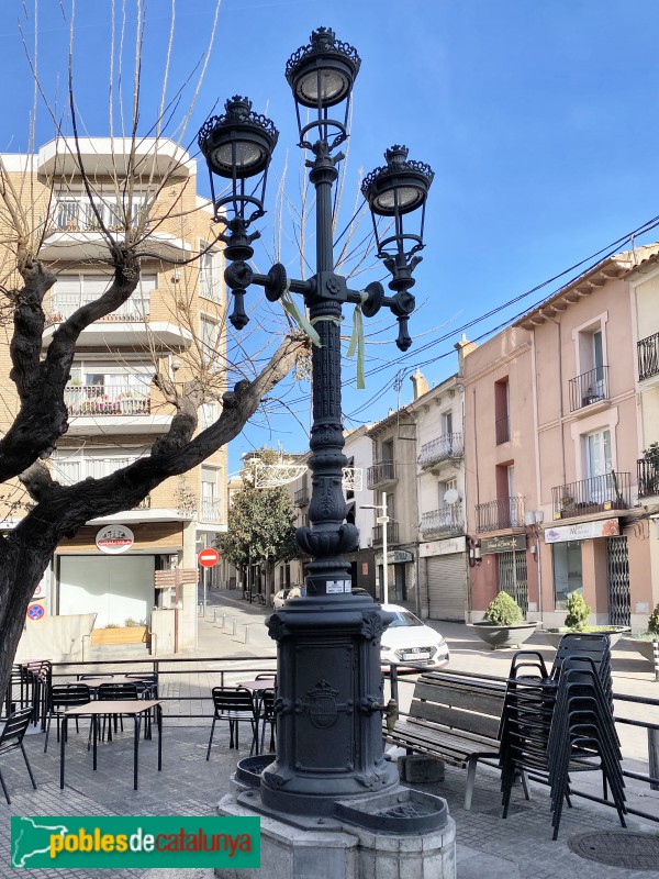 Caldes de Montbui - Font-fanal de la plaça de l'Àngel