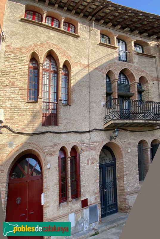 Sant Feliu de Codines - Carrer Vic, 12-14 (Foto: Albert Esteves, 2022) Sant Feliu de Codines - Carrer Vic, 12-14