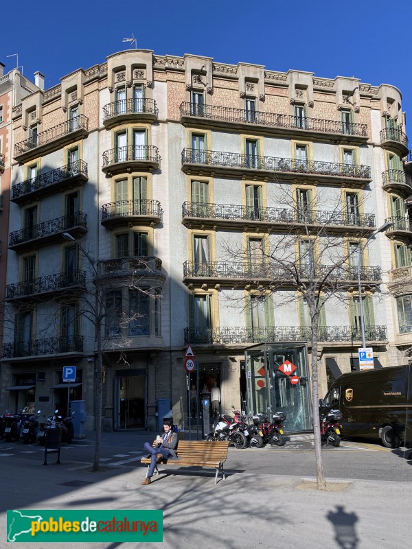 Barcelona - Rambla Catalunya, 112 (Foto: Albert Esteves, 2022) Barcelona - Rambla Catalunya, 112