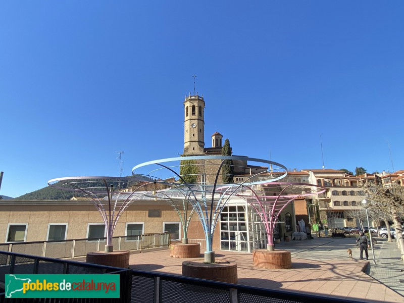 Sant Feliu de Codines - Església de Sant Feliu (Foto: Albert Esteves, 2022) Sant Feliu de Codines - Església de Sant Feliu