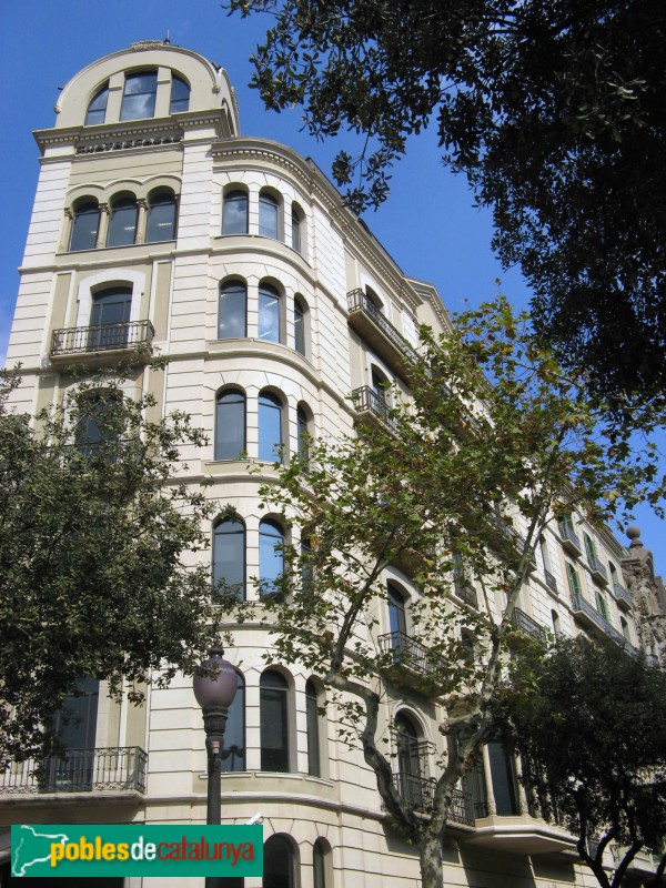 Barcelona - Edifici Cuatrecasas (Diagonal, 444)