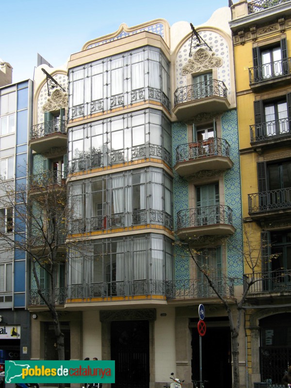 Barcelona - Diputació, 299 (Foto: Albert Esteves, 2007) Barcelona - Diputació, 299