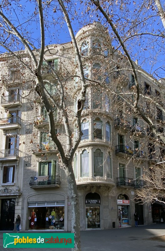 Barcelona - Passeig de Sant Joan, 51 (Foto: Albert Esteves, 2022) Barcelona - Passeig de Sant Joan, 51