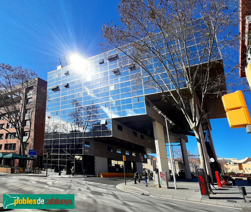 Barcelona - Edificis Eurocity (Foto: Albert Esteves, 2022) Barcelona - Edificis Eurocity