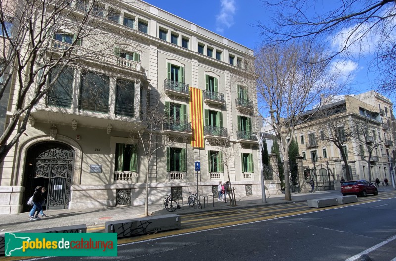 Barcelona - Seu del Col·legi d'Enginyers Tècnics (Foto: Albert Esteves, 2022) Barcelona - Seu del Col·legi d'Enginyers Tècnics