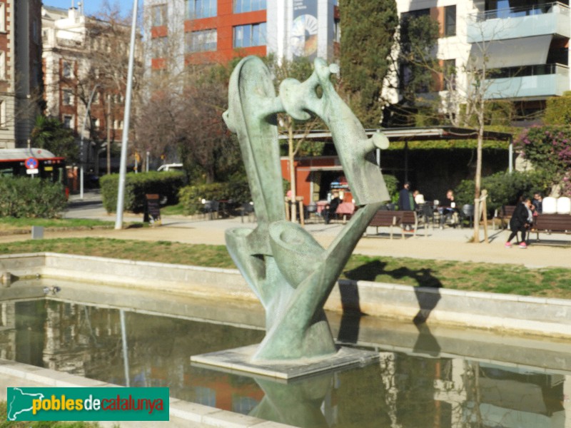 Barcelona - Escultura Emginyeria Tèxtil