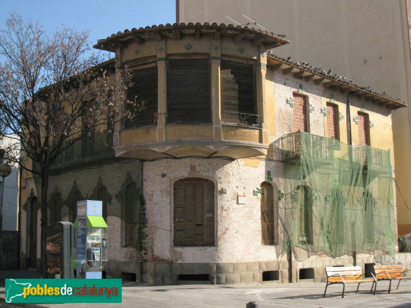 Mollet del Vallès - Acadèmia Mollet, abans de la restauració
