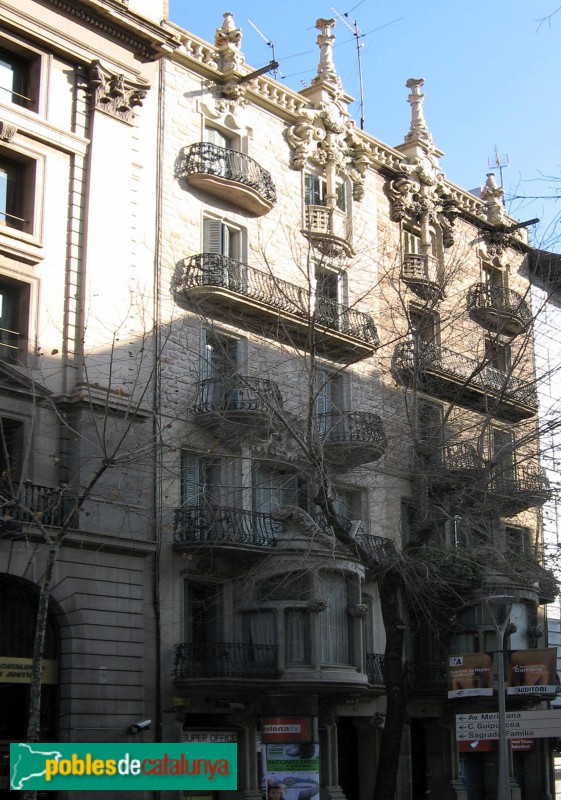 Barcelona - Pau Claris, 154-156 (Foto: Albert Esteves, 2008) Barcelona - Pau Claris, 154-156
