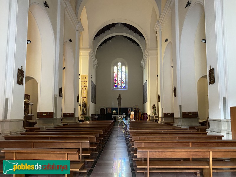 Cerdanyola - Església de Sant Martí (Foto: Albert Esteves, 2022) Cerdanyola - Església de Sant Martí